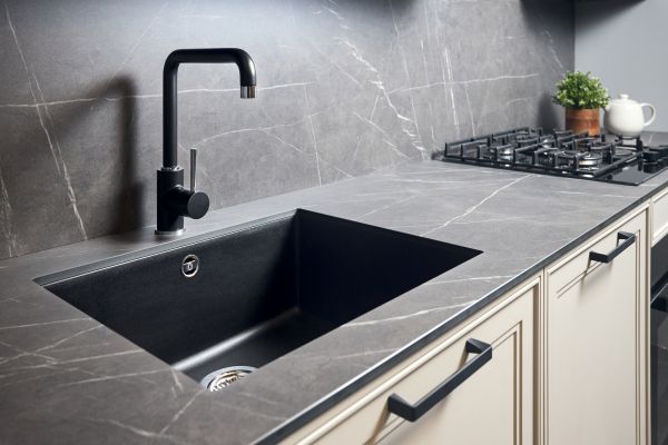 Kitchen Sink Replacement in Lincoln