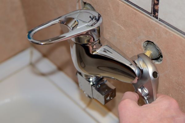 Bathroom Faucet Installation in Lincoln