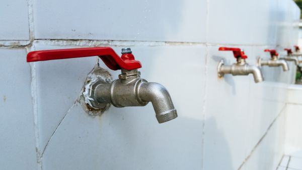 Water Spout Replacement in Lincoln