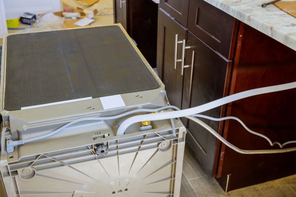 Dishwasher Plumbing Service in Lincoln