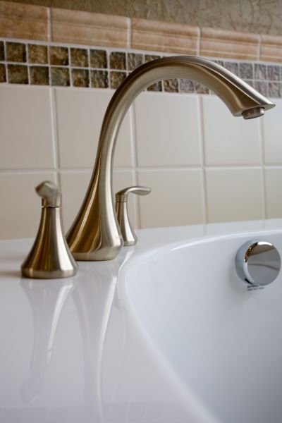 Bathtub Faucet Repair in Lincoln