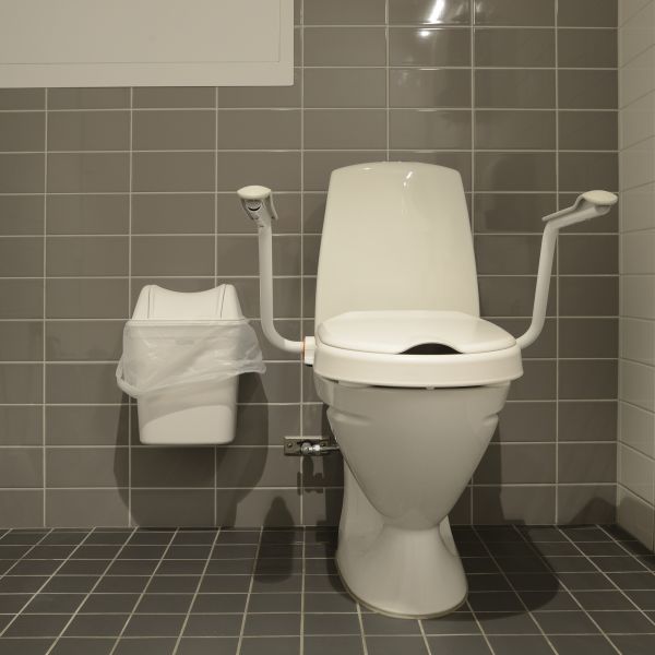 Commercial Toilet Repair in Lincoln